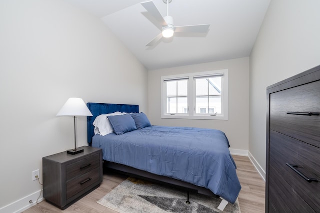 917 Harbor Dr E, Saint Joseph, MI 49085 - bedroom featuring vaulted ceiling, light wood-type flooring, baseboards, and a ceiling fan