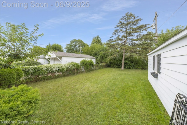 11322 Leverne, Redford, MI 48239 - view of grassy yard