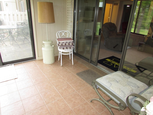 9920 Camridge Ct, South Lyon, MI 48178 - view of sunroom