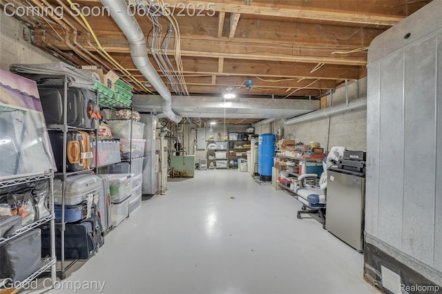 30239 Hickory Ln, Franklin, MI 48025 - unfinished basement with a water pressure tank