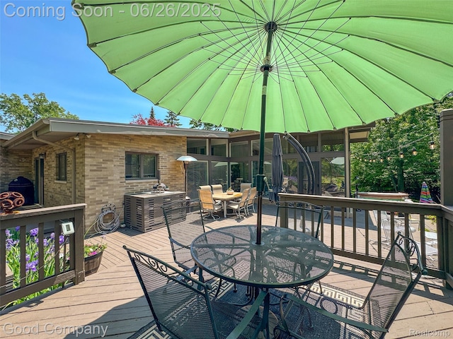 30239 Hickory Ln, Franklin, MI 48025 - deck with outdoor dining area