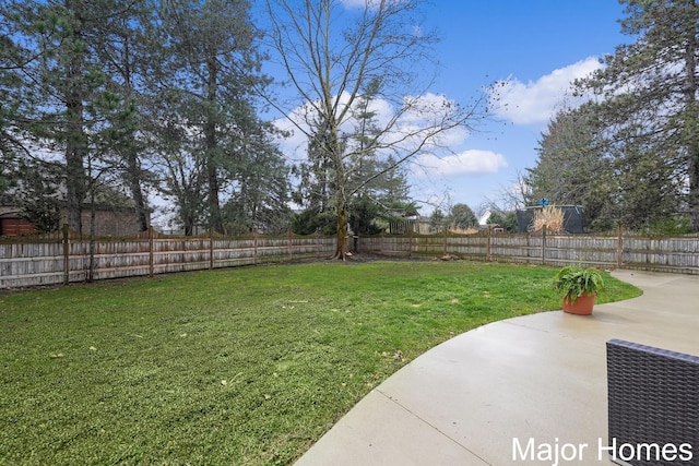 7125 Brooklyn Ave SE, Grand Rapids, MI 49508 - view of yard with a patio area