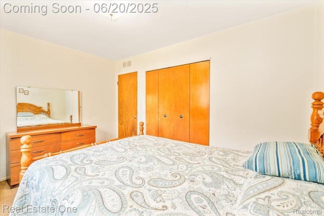 32622 Parkwood St, Westland, MI 48186 - carpeted bedroom featuring a closet