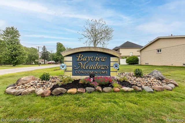 47442 Brent Ct, Chesterfield, MI 48047 - community / neighborhood sign featuring a yard