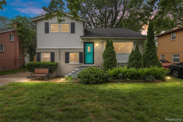 22147 Melrose Ct, Eastpointe, MI 48021 - photo 2
