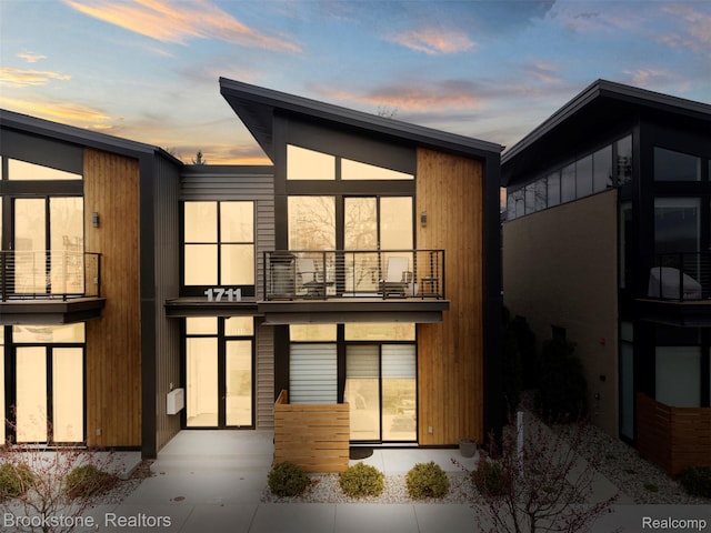 1711 Livernois St Unit 7, Ferndale, MI 48220 - back of property featuring a balcony