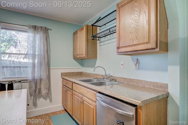585 Roth Blvd, Clawson, MI 48017 - kitchen with dishwasher, light wood finished floors, crown molding, and light countertops