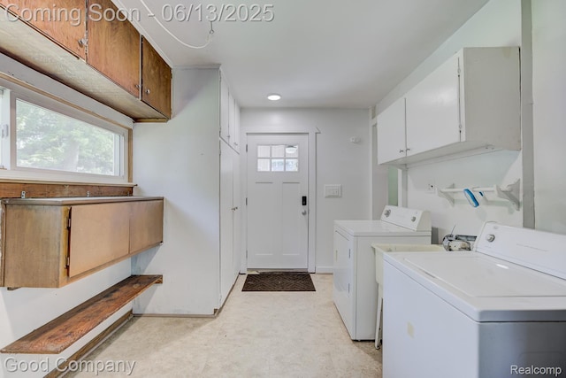 585 Roth Blvd, Clawson, MI 48017 - laundry room featuring cabinet space, washer and dryer, recessed lighting, and light floors