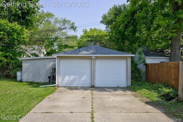 585 Roth Blvd, Clawson, MI 48017 - view of detached garage