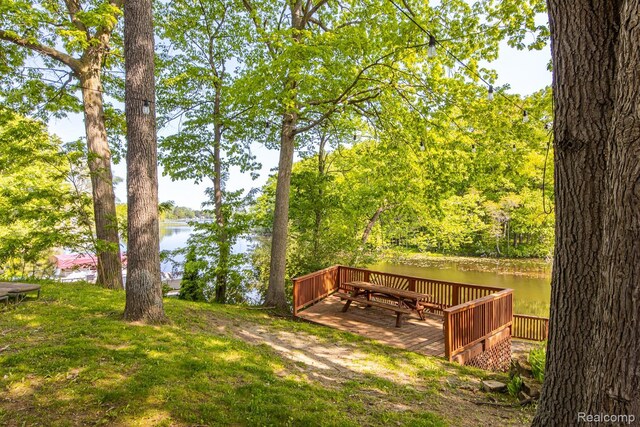2475 S Ortonville Rd S, Ortonville, MI 48462 - view of yard featuring a deck with water view