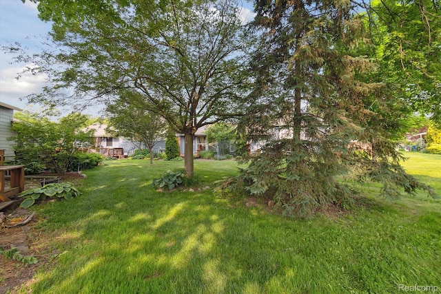 3417 Edgewood Dr, Ann Arbor, MI 48104 - view of grassy yard