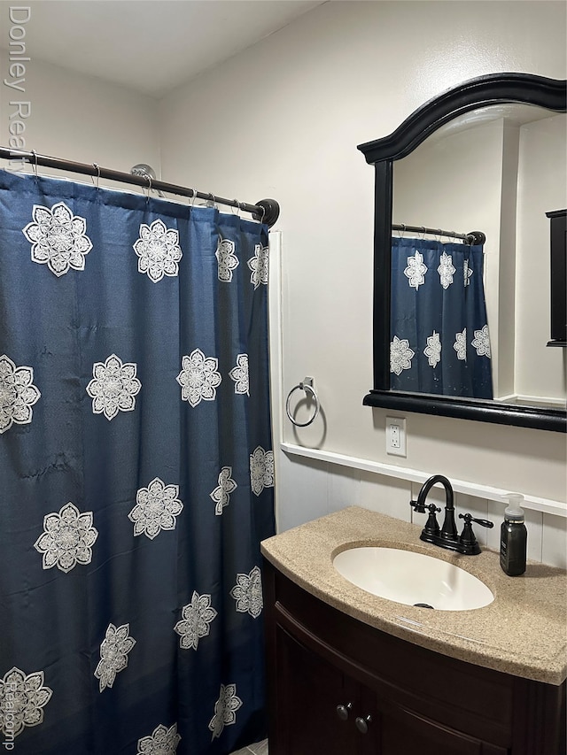 1286 Elmer Rd, Sandusky, MI 48471 - bathroom featuring vanity