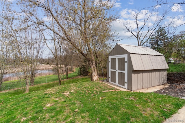 2064 N Long Lake Rd, Fenton, MI 48430 - view of yard featuring a water view