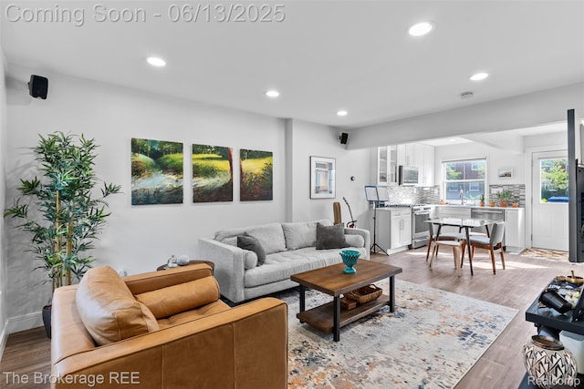 3344 Coolidge Hwy, Royal Oak, MI 48073 - living area featuring recessed lighting and wood finished floors