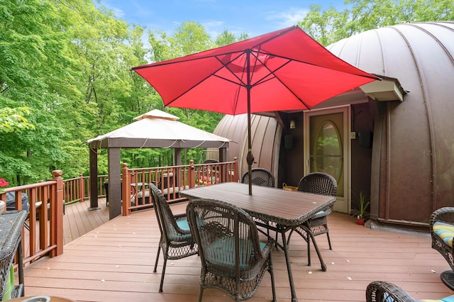 2755 N 9th St, Kalamazoo, MI 49009 - deck with outdoor dining space and a gazebo