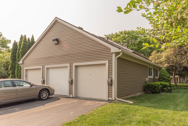 2705 Winthrop Ct, Ann Arbor, MI 48104 - view of property exterior featuring a lawn
