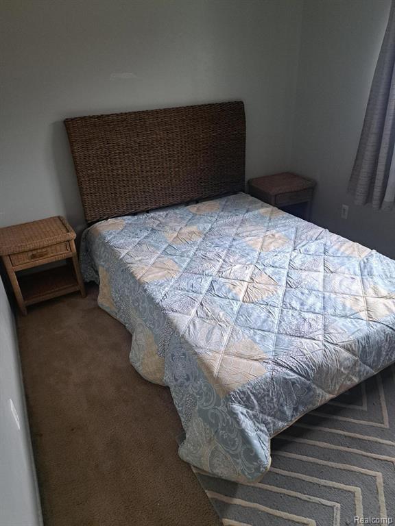 4510 Croissant St, Allen Park, MI 48125 - bedroom featuring carpet floors