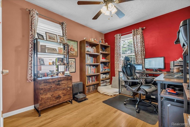 3220 John R St, Trenton, MI 48183 - office space featuring ceiling fan, wood finished floors, a textured ceiling, and baseboards