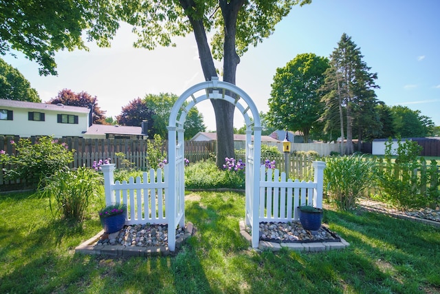 4143 Browning Dr, Saint Joseph, MI 49085 - view of yard