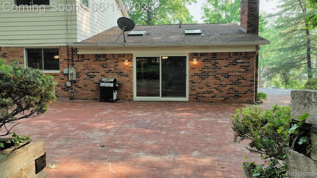 6624 Wellesley Ter, Clarkston, MI 48346 - view of patio with area for grilling