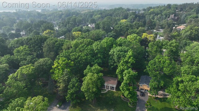6624 Wellesley Ter, Clarkston, MI 48346 - aerial view of property and surrounding area featuring a forest