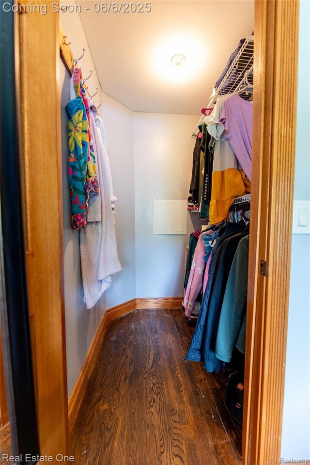3928 Nearing Rd, Rochester Hills, MI 48309 - photo 22