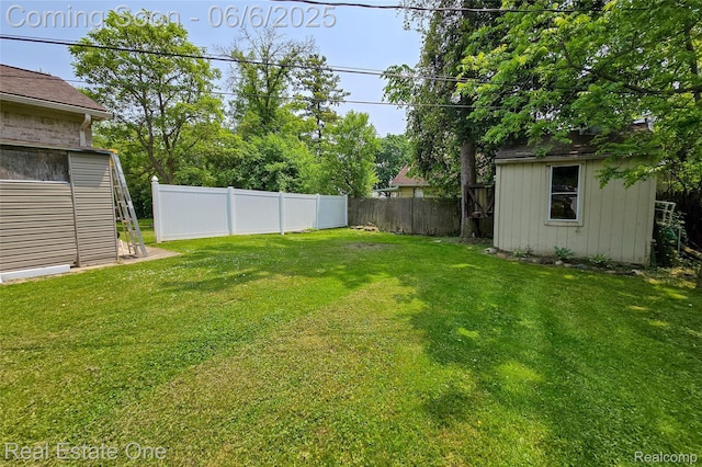 3928 Nearing Rd, Rochester Hills, MI 48309 - photo 44