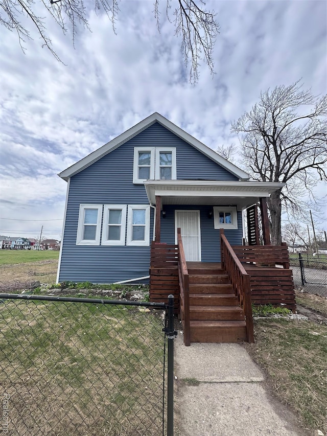 8857 Charlevoix St, Detroit, MI 48214 - bungalow-style home featuring a porch