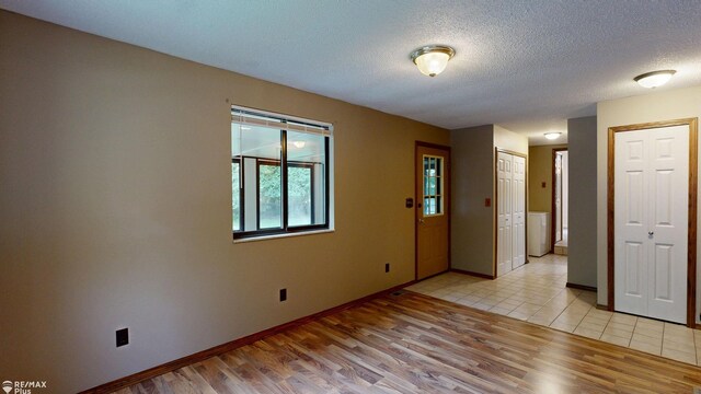 2047 Hickory Dr, Lapeer, MI 48446 - photo 21