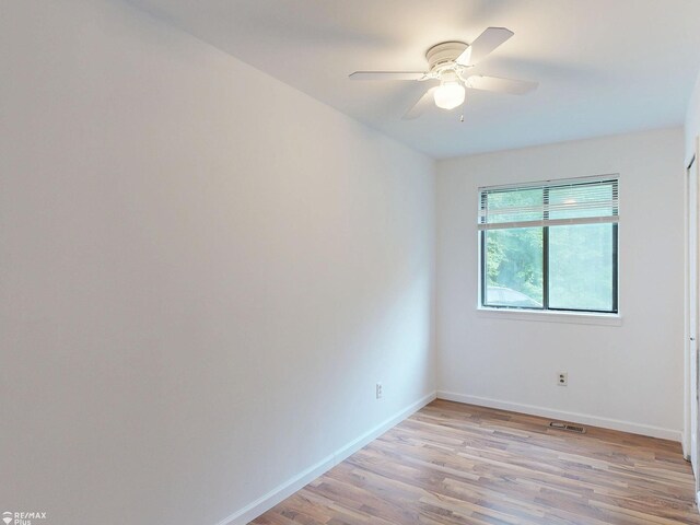 2047 Hickory Dr, Lapeer, MI 48446 - photo 23