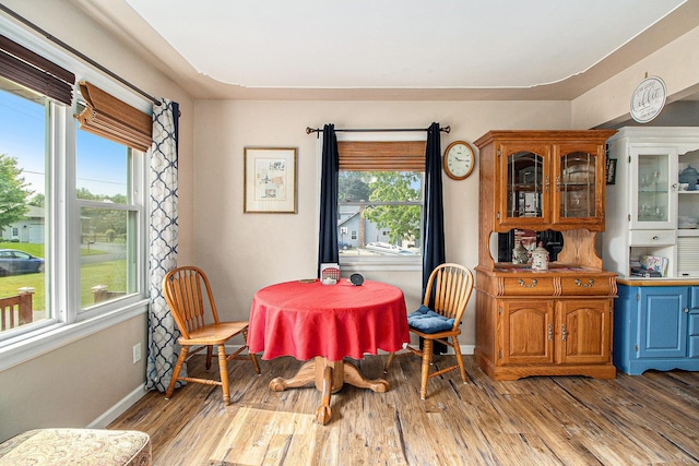 130 Woodway Ave, Battle Creek, MI 49014 - dining room featuring wood finished floors and baseboards