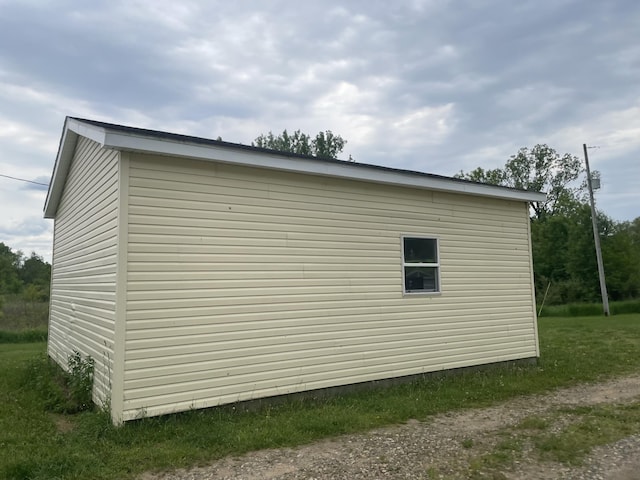 8295 Mccain Rd, Parma, MI 49269 - view of side of property