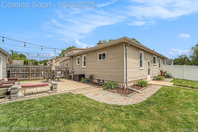 401 N Minerva Ave, Royal Oak, MI 48067 - rear view of property featuring a patio area