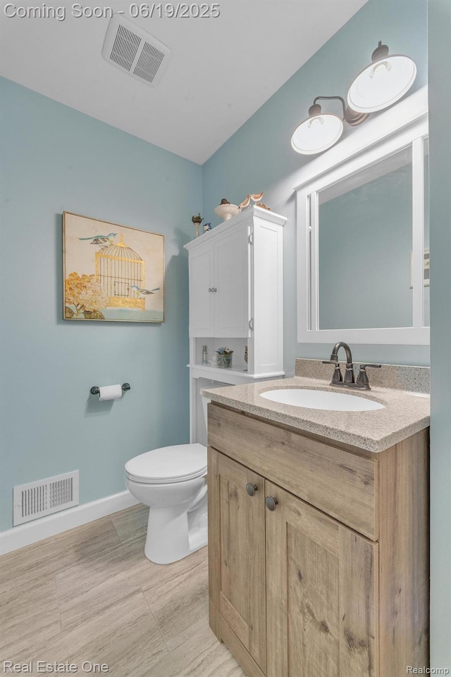 15719 Greenview, Fraser, MI 48026 - bathroom with vanity and toilet