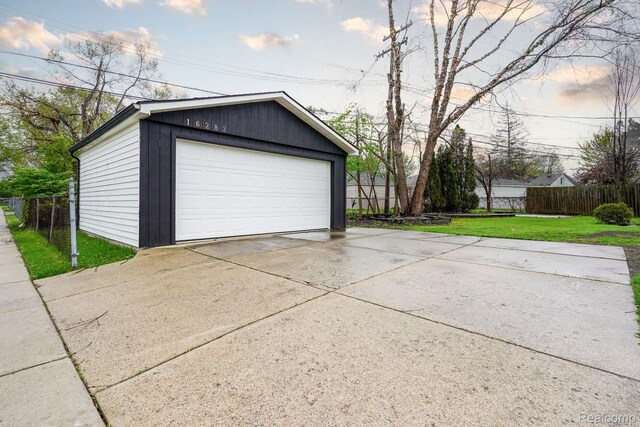 16282 Evergreen Ave, Eastpointe, MI 48021 - view of detached garage
