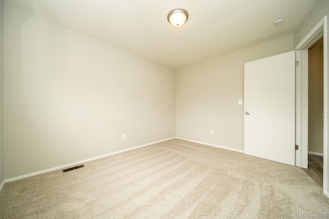 16282 Evergreen Ave, Eastpointe, MI 48021 - carpeted spare room featuring baseboards and a smoke detector