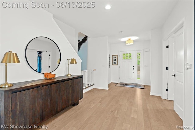 3278 Tyler Ave, Berkley, MI 48072 - foyer entrance featuring light wood-style flooring and baseboards