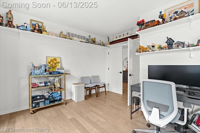 3278 Tyler Ave, Berkley, MI 48072 - office area with light wood-style floors and baseboards