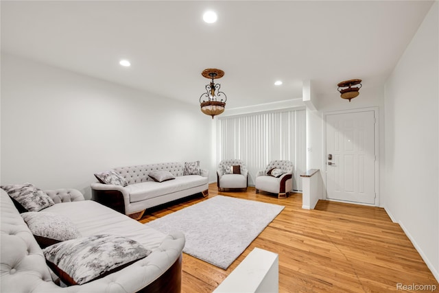 37288 Vernon Dr, Sterling Heights, MI 48310 - living room featuring light wood finished floors, recessed lighting, and baseboards