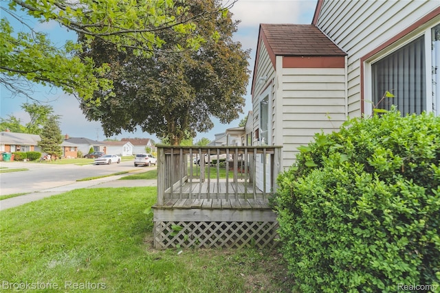 23123 Lambrecht Ave, Eastpointe, MI 48021 - view of grassy yard with a wooden deck and a residential view