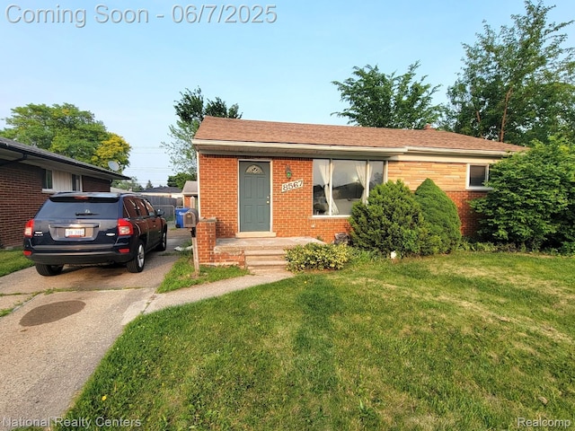 8567 Francine St, Warren, MI 48093 - photo 1
