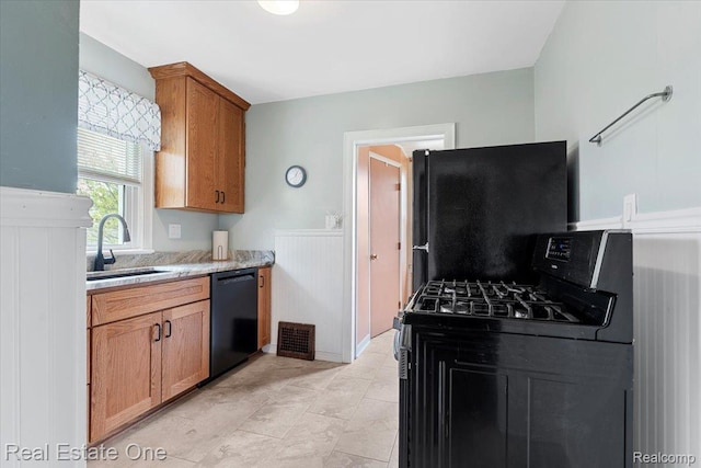 862 Goddard St, Wyandotte, MI 48192 - photo 8