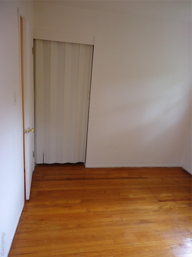 220 W Yale Ave, Pontiac, MI 48340 - unfurnished room with light wood-style floors