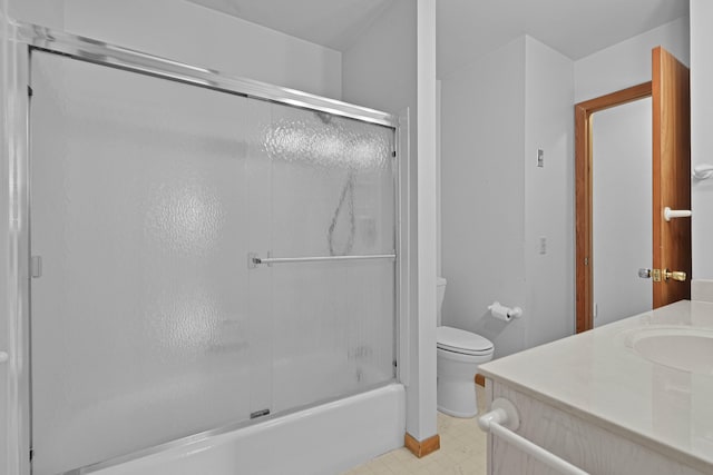 817 Cherry Ave, Big Rapids, MI 49307 - full bath featuring toilet, combined bath / shower with glass door, and vanity