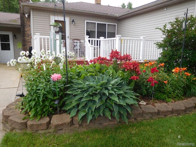3454 Pine St, Hale, MI 48739 - view of yard