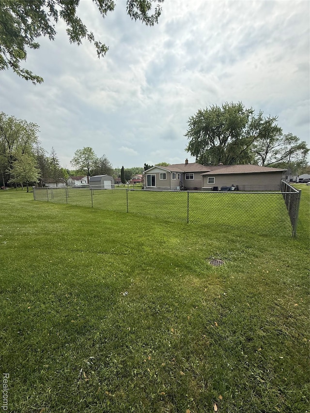 3454 Pine St, Hale, MI 48739 - view of yard