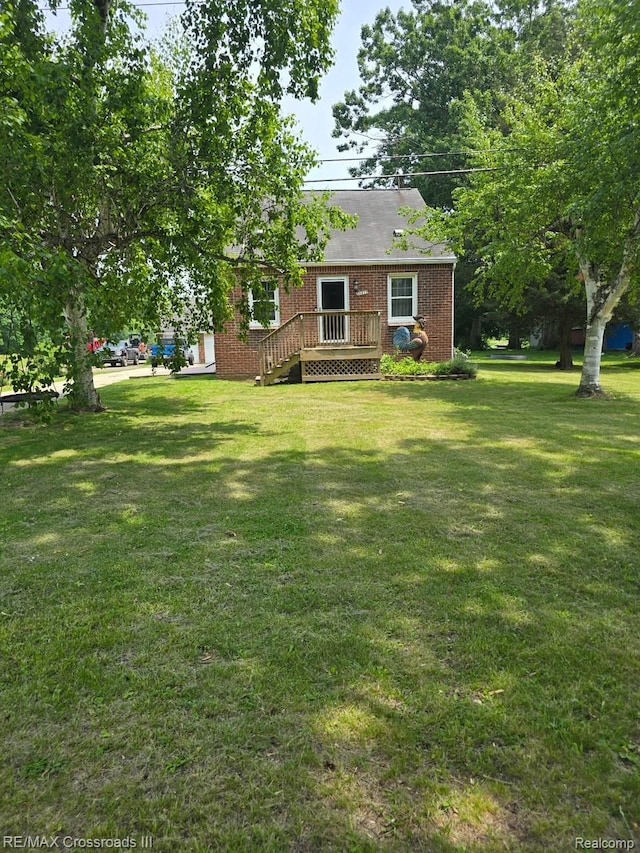 20375 Sumpter Rd, Belleville, MI 48111 - view of green lawn