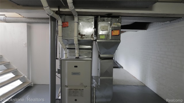 22101 Francis St, Dearborn, MI 48124 - utility room with heating unit