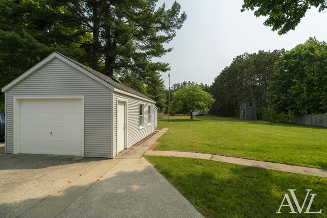 7936 Whitehall Rd, Whitehall, MI 49461 - detached garage with driveway