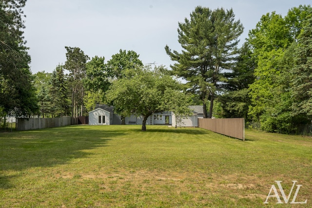 7936 Whitehall Rd, Whitehall, MI 49461 - view of yard